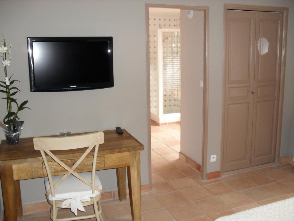 L'Hotellerie Kouros Cuers Pokój zdjęcie